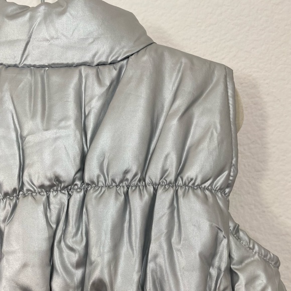 Buffalo David Bitton • Girls Metallic Silver Quilted Sleeveless Puffer Vest - Picture 12 of 12
